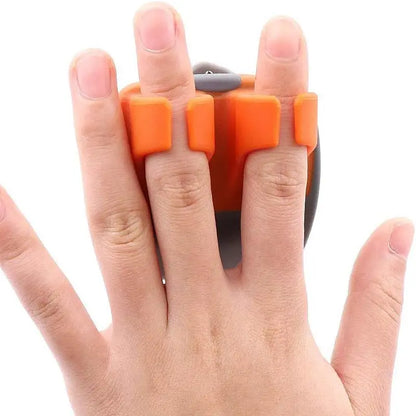 2Pcs Palm Vegetable Peeler, Rubber Finger Grip Hand Peeler for Potato Carrot